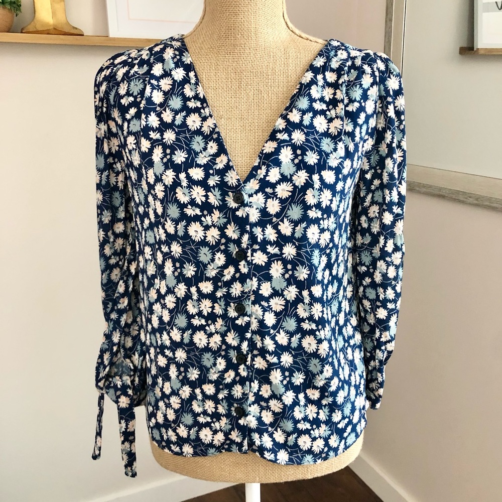 Madewell Daisy Floral Button Down Blouse - Picture 2 of 14